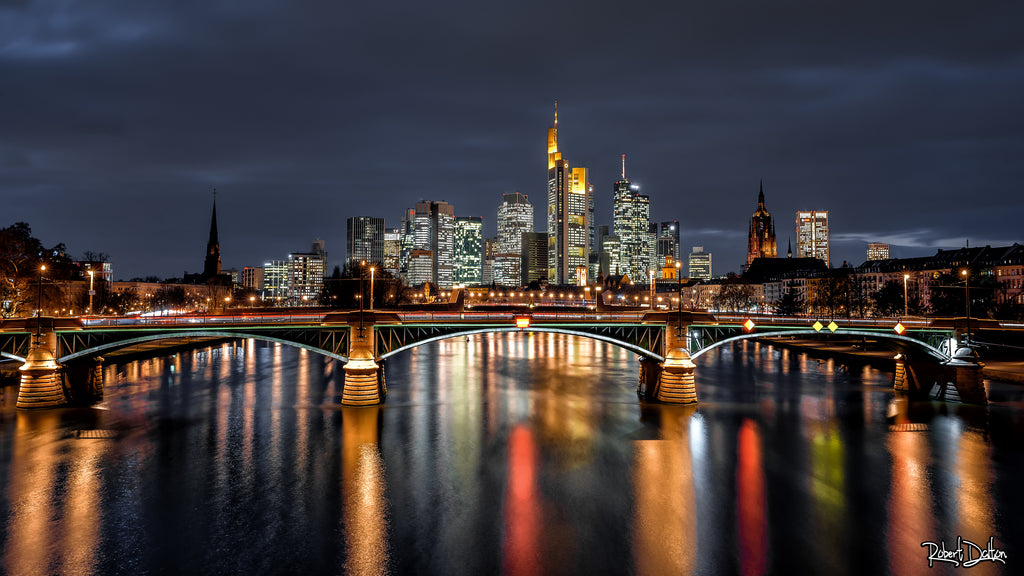 Main image "Frankfurt am Main" auf strukturiertem Hahnemühle Fine Art-Papier (Nur als Print / Druck)